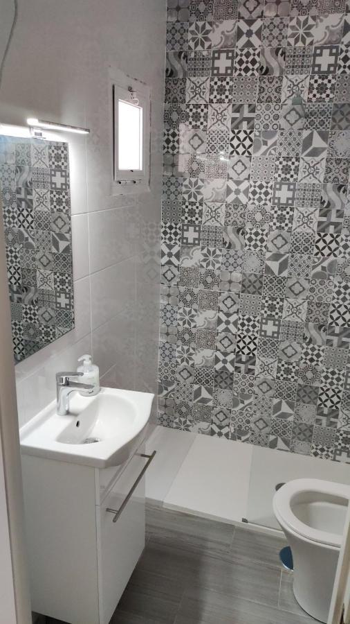 Saltillo Alto Gray Studio. Vistas Al Mar Y Piscina Torremolinos Ngoại thất bức ảnh