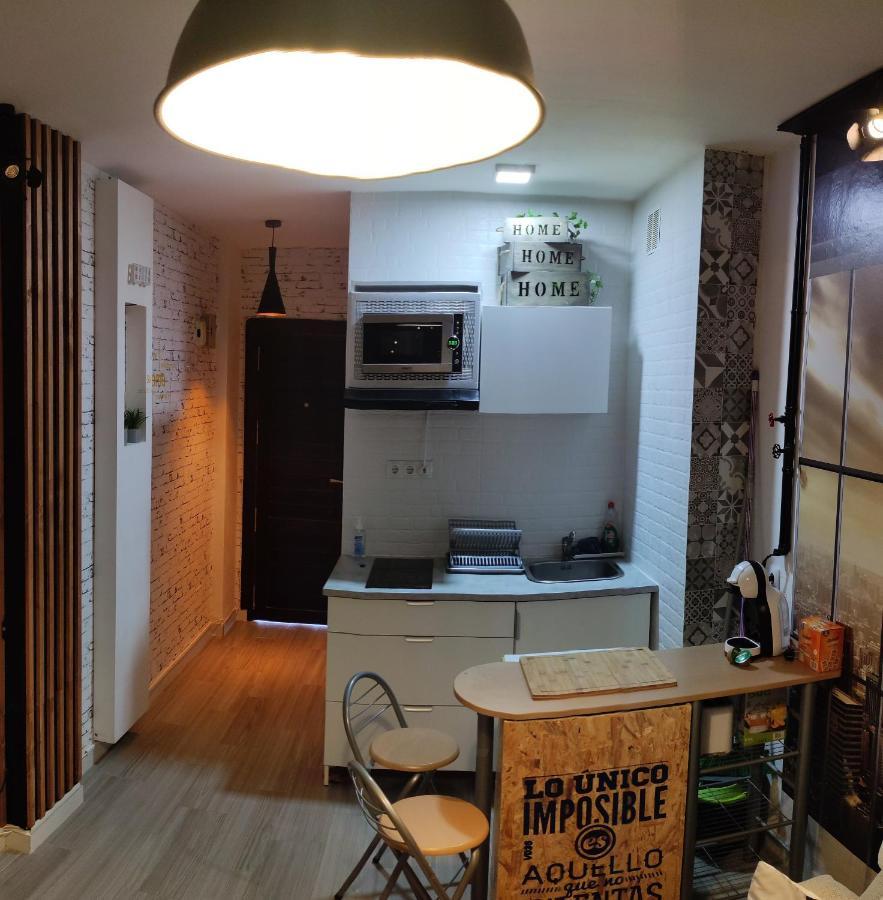 Saltillo Alto Gray Studio. Vistas Al Mar Y Piscina Torremolinos Ngoại thất bức ảnh